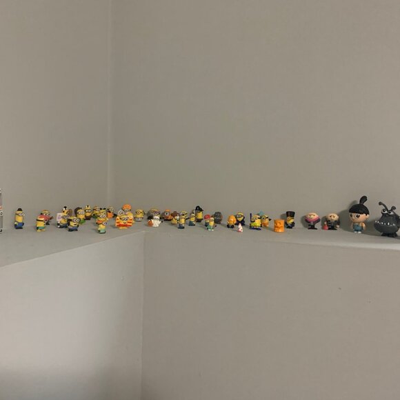 Minion Despicable Me  MINEEZ  POP Lot sale, varies sizes and series. - Picture 1 of 4